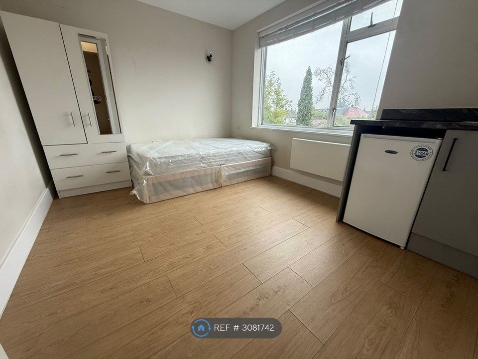 Property photo 1 of 4