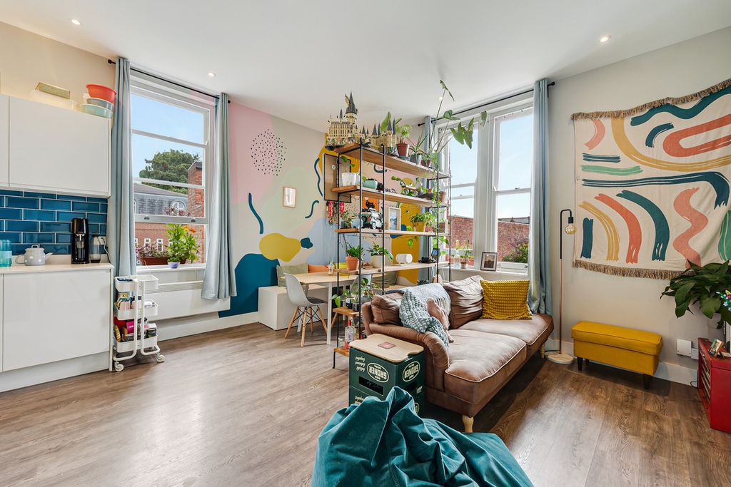 Property photo 2 of 15