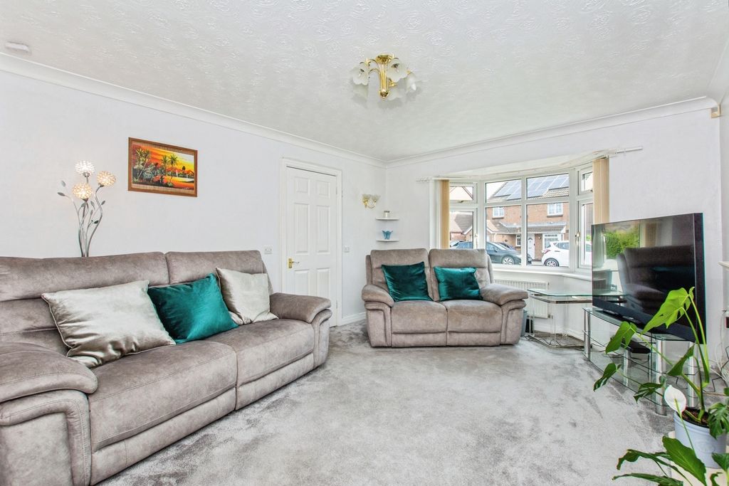 Property photo 3 of 16 Pbox-Img.Jpg
