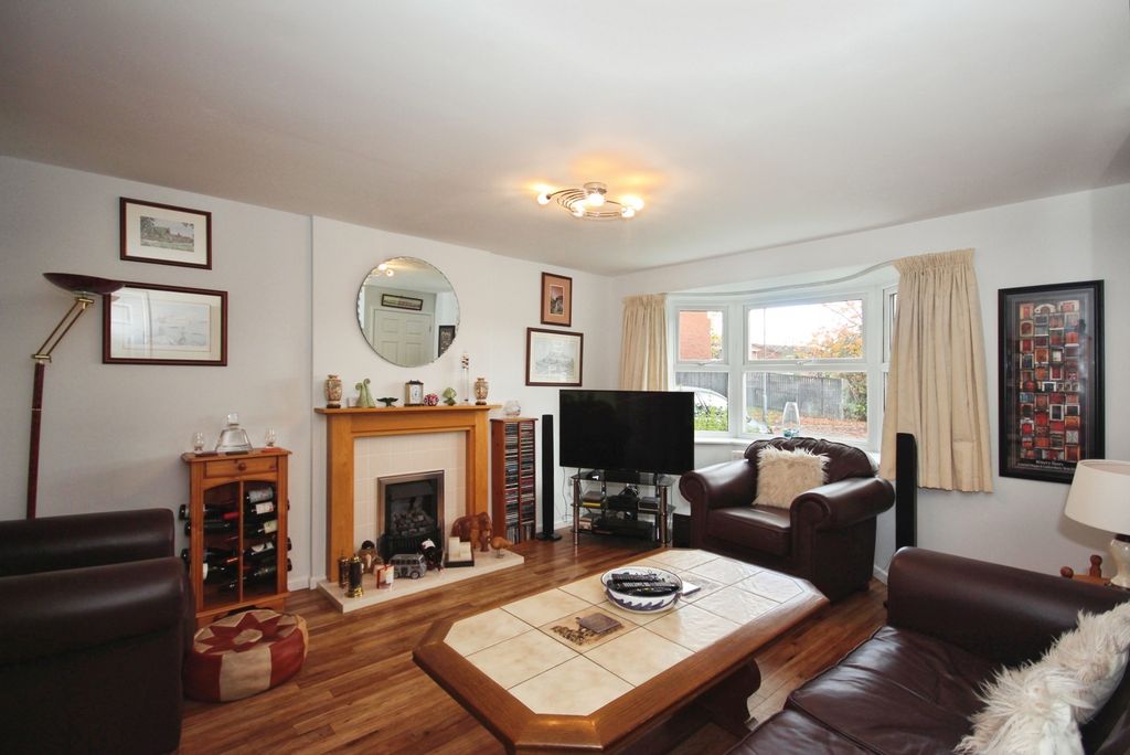 Property photo 2 of 14 Photo