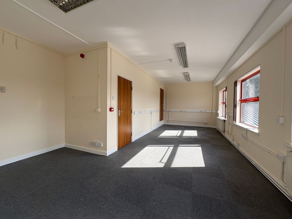 Property photo 3 of 13 Img_6052.Jpg