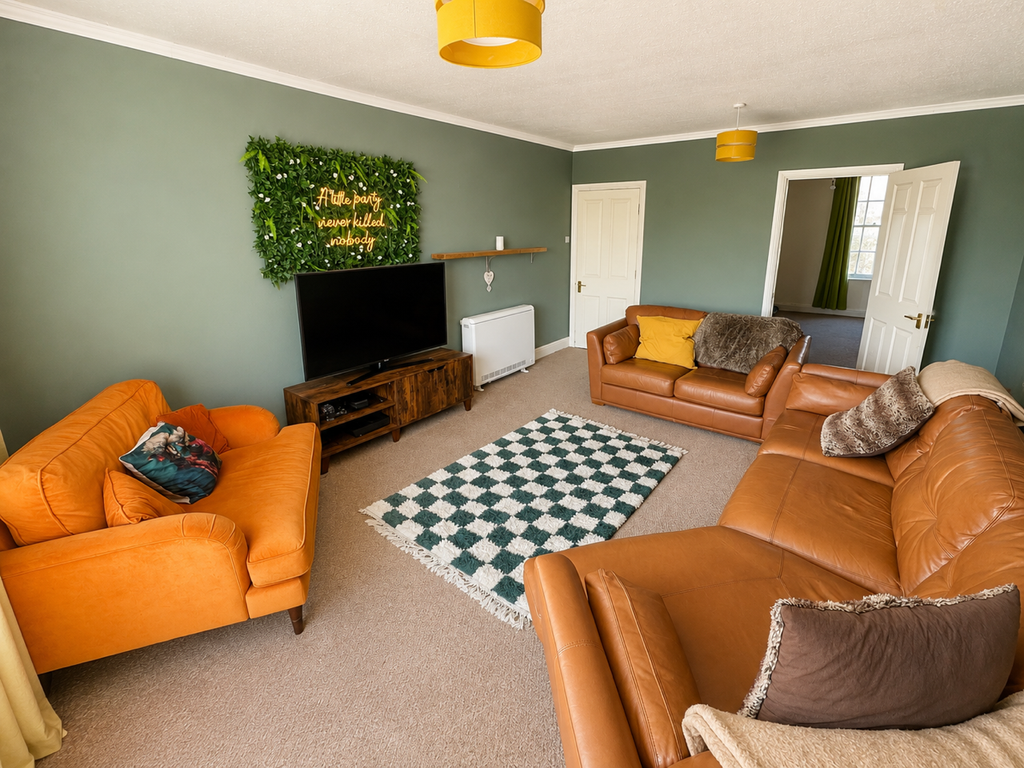 Property photo 2 of 12