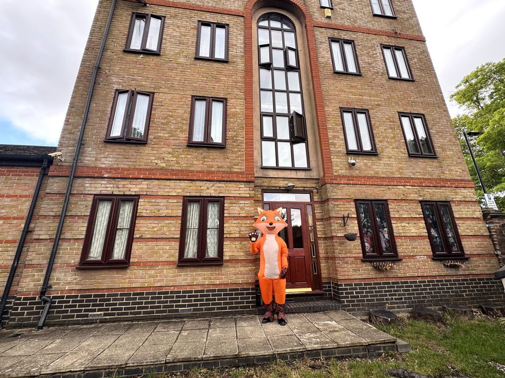 Property photo 1 of 10