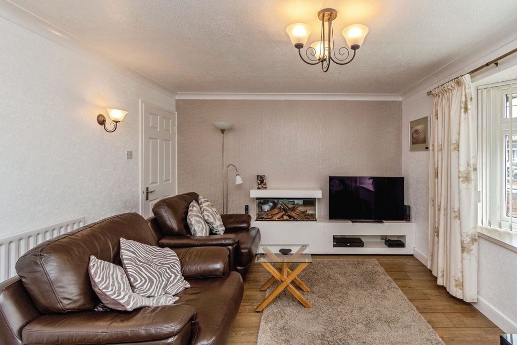 Property photo 2 of 20 Pbox-Img.Jpg