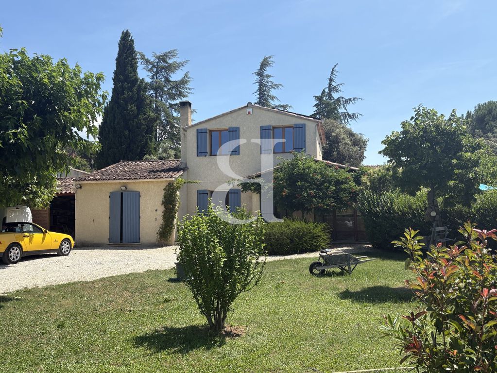 Property photo 1 of 10 Main Exterior View