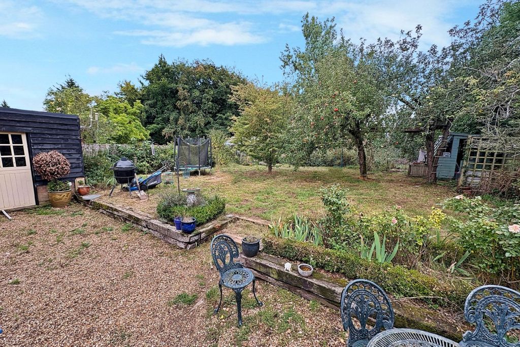 Property photo 2 of 13 4486374