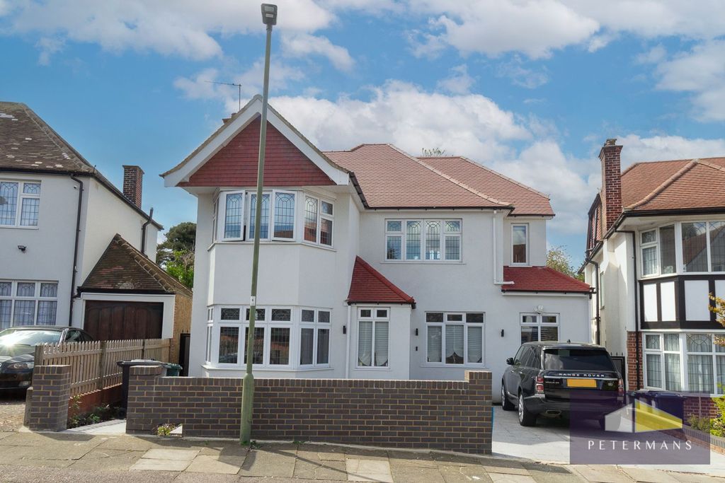 Property photo 1 of 20