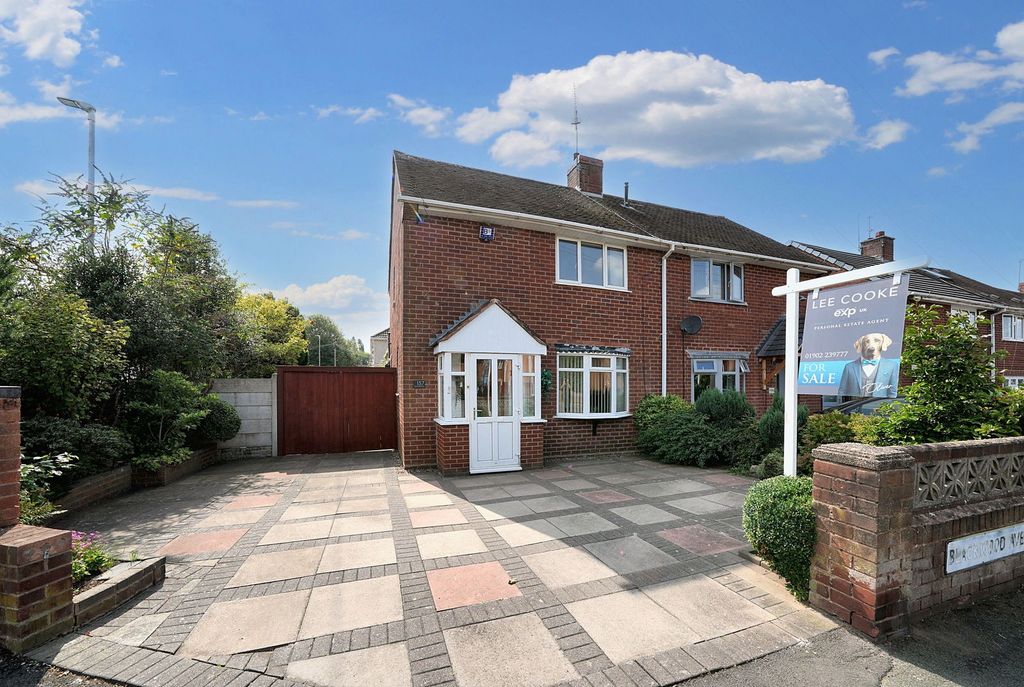 Property photo 1 of 30