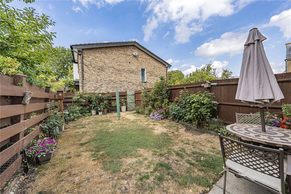 Property photo 2 of 22 Picture No. 20