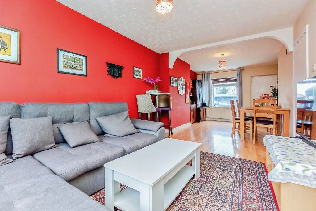 Property photo 3 of 17