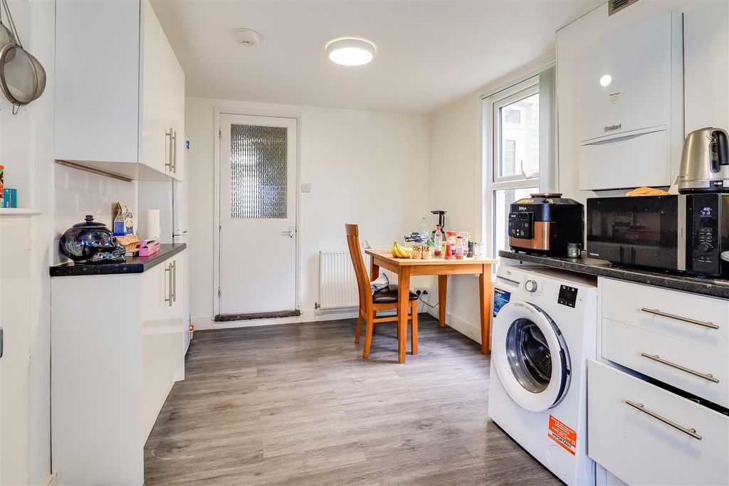 Property photo 2 of 12 Img (6).Jpg