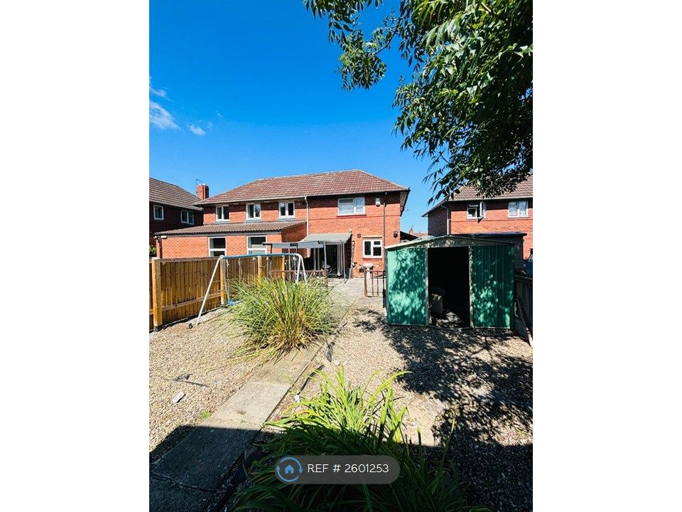 Property photo 2 of 19