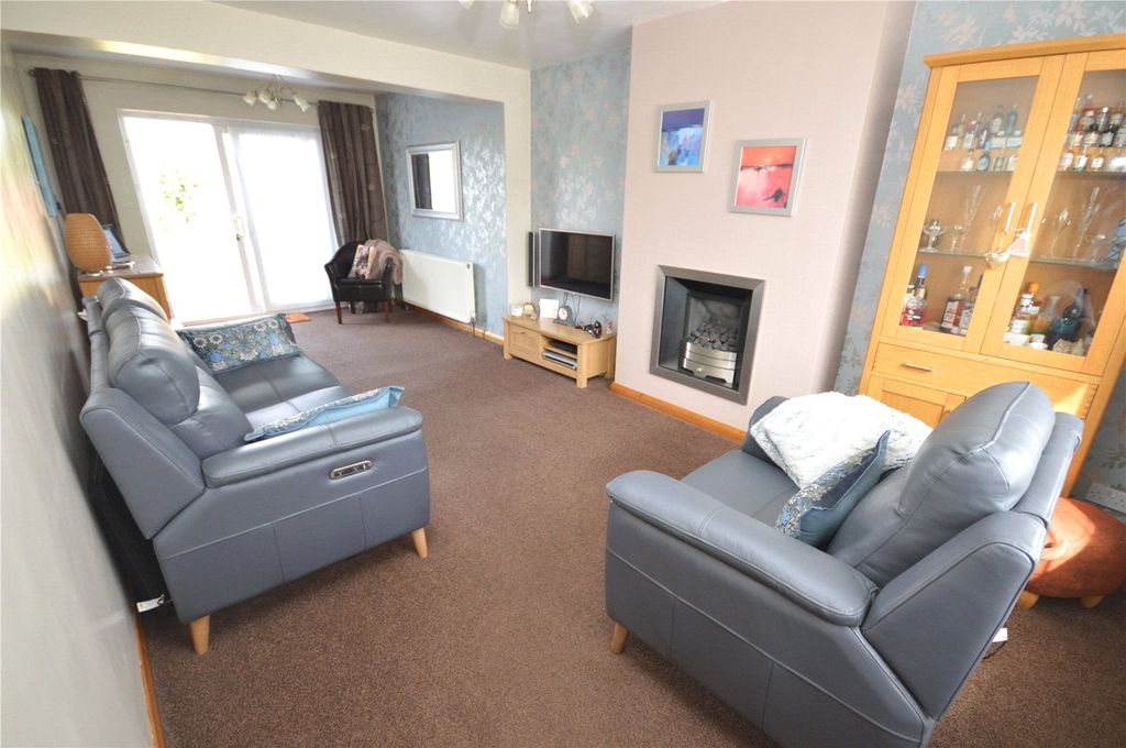 Property photo 3 of 15 Picture No. 06
