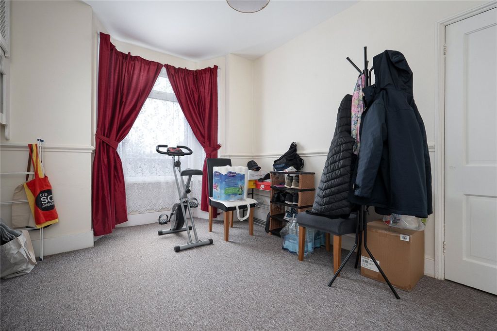 Property photo 3 of 12 Living Room