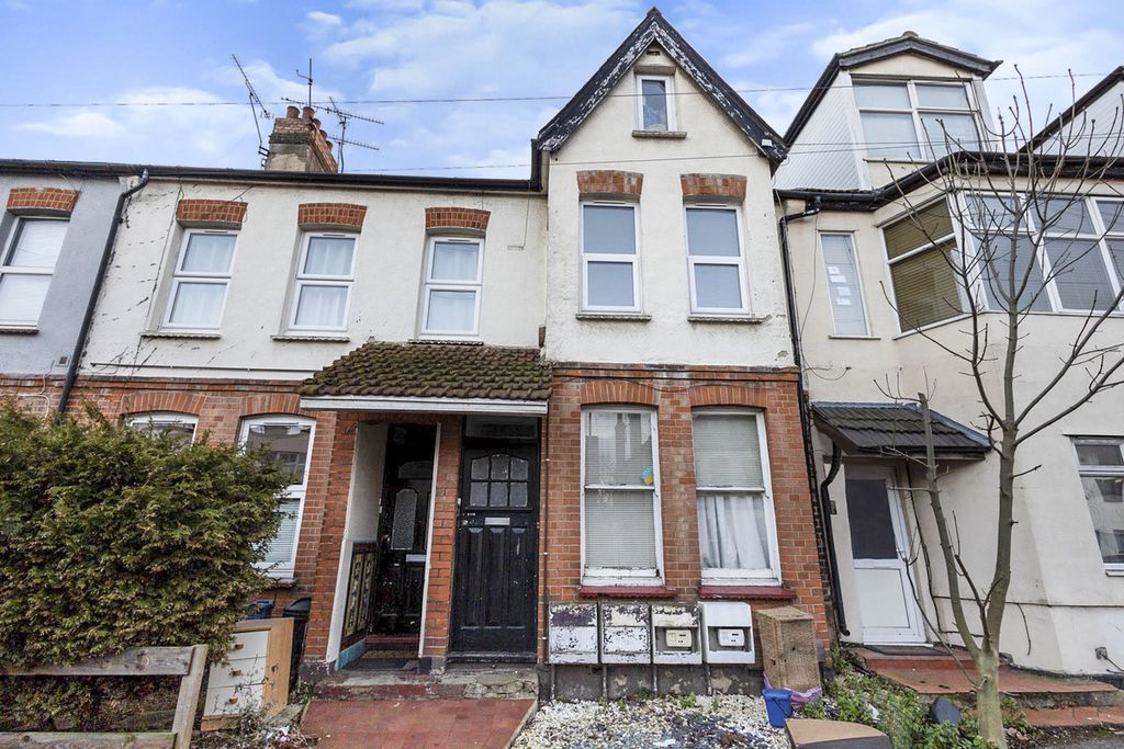Property photo 1 of 9