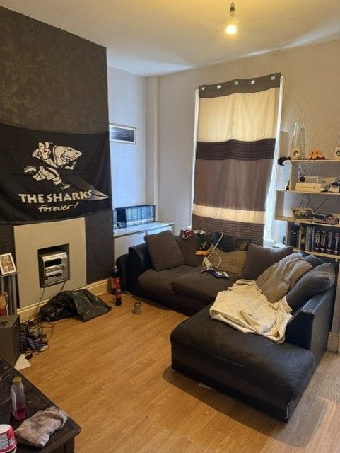 Property photo 2 of 4