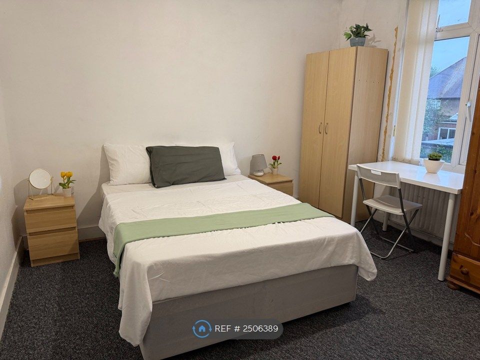 Property photo 1 of 3