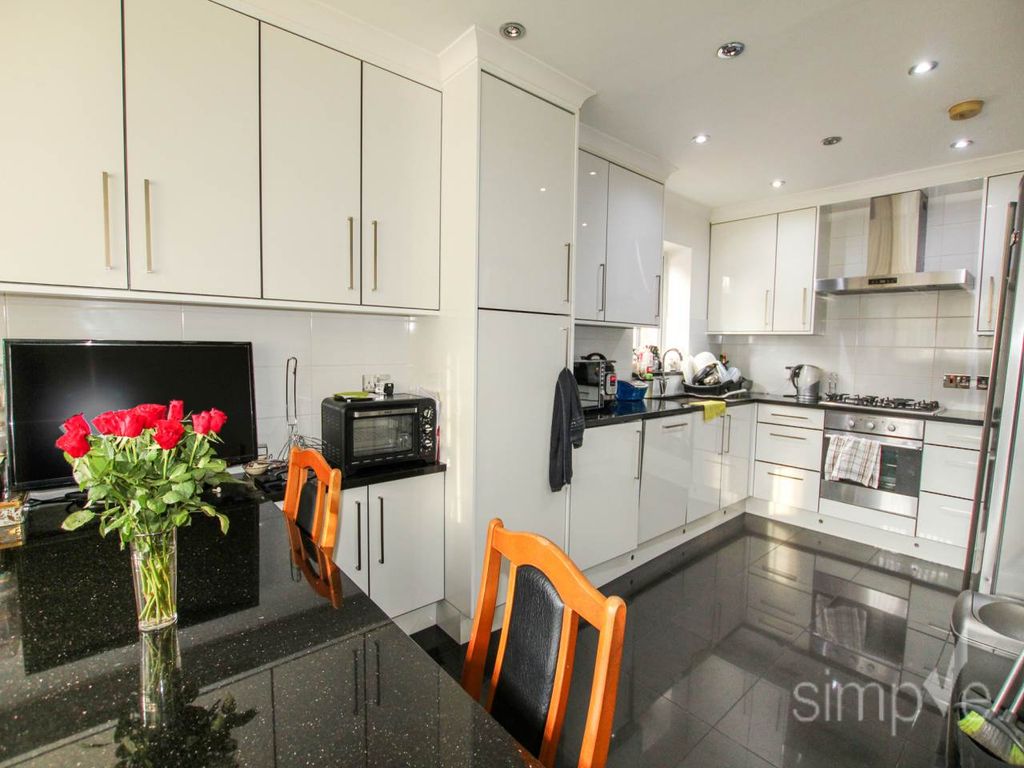 Property photo 2 of 13 Img_3692