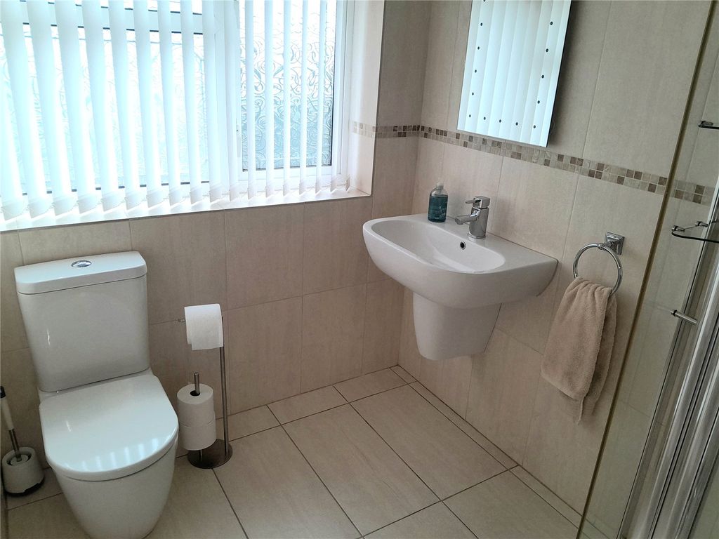 Property photo 2 of 15 Picture No. 03