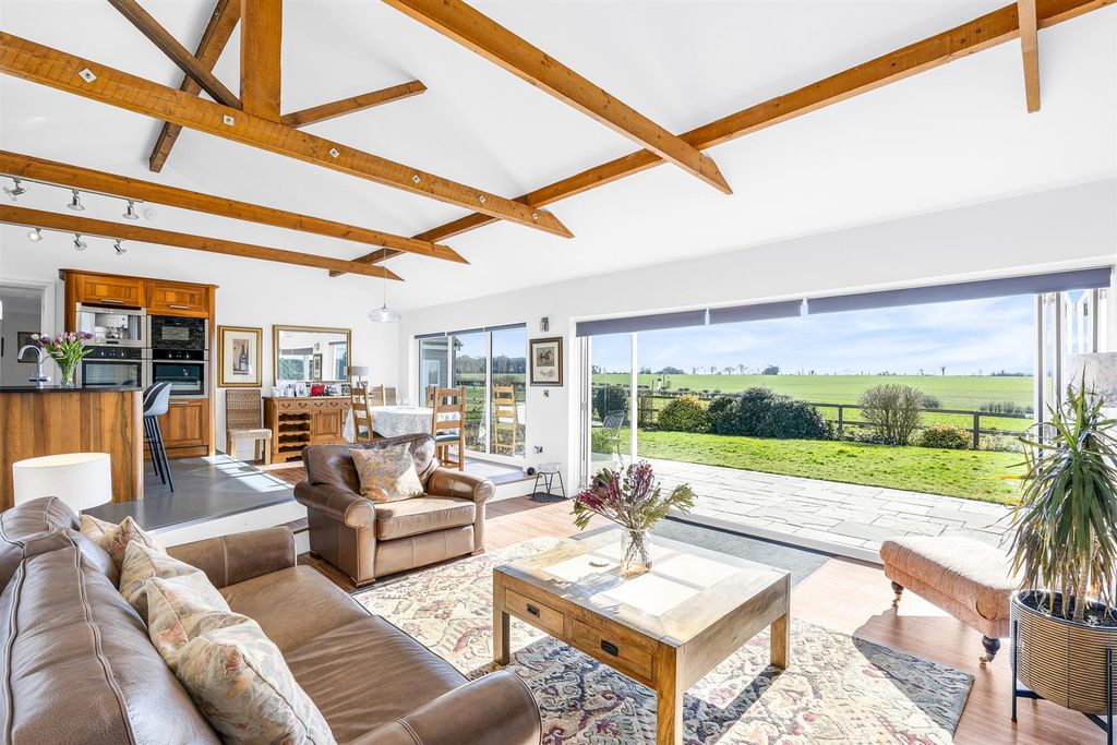 Property photo 3 of 25 Internal-25.Jpg