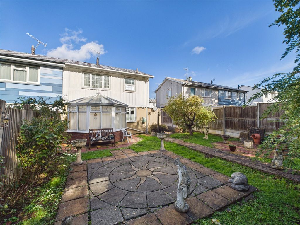 Property photo 3 of 18 Picture No. 04