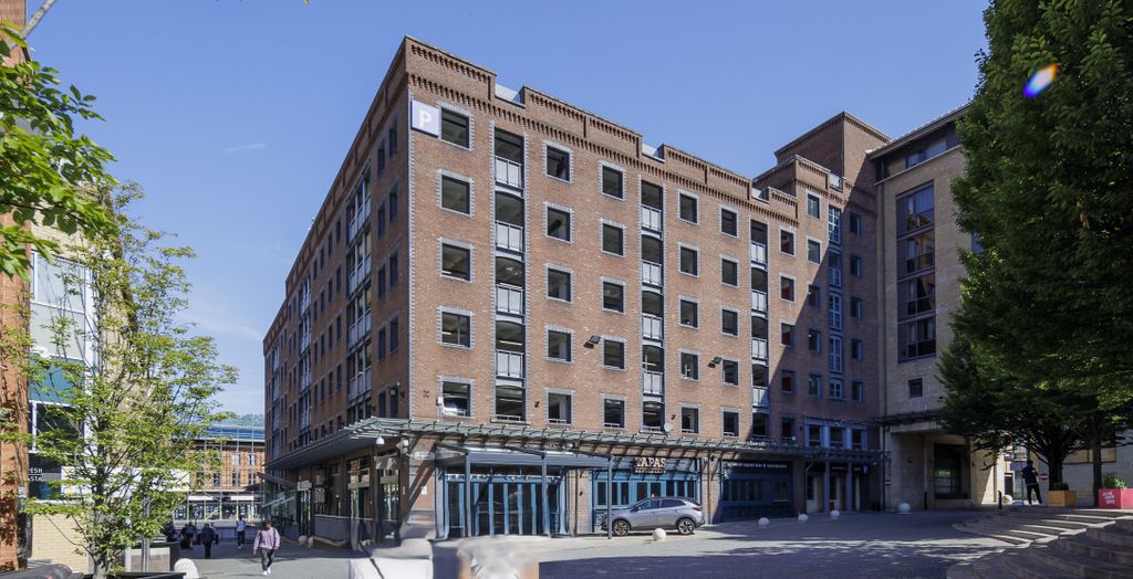 Property photo 1 of 7