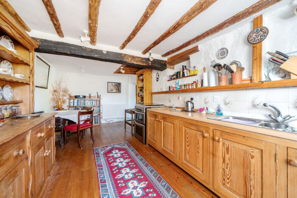 Property photo 3 of 14