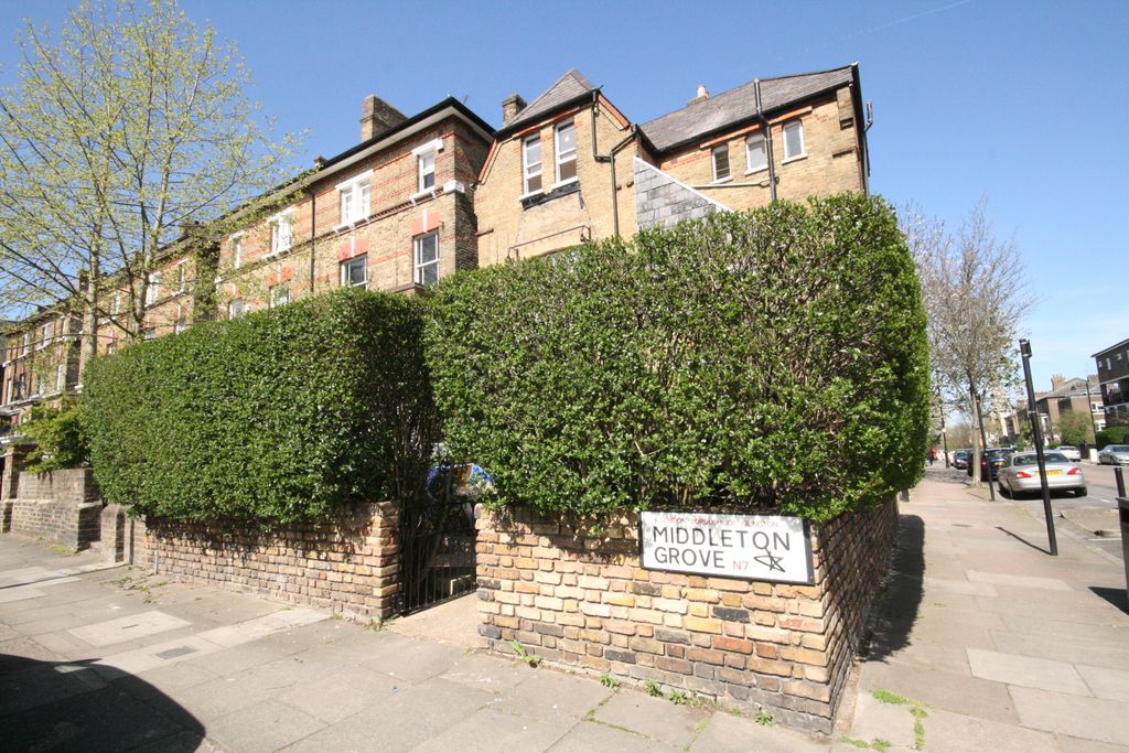 Property photo 1 of 7