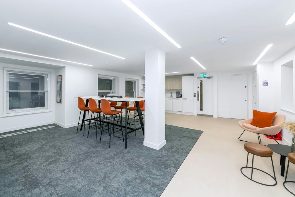 Property photo 3 of 14 Img_9211-2.Jpg