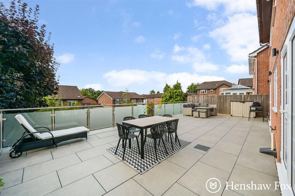 Property photo 2 of 17 Ph2_6129007 - Copy.Jpg