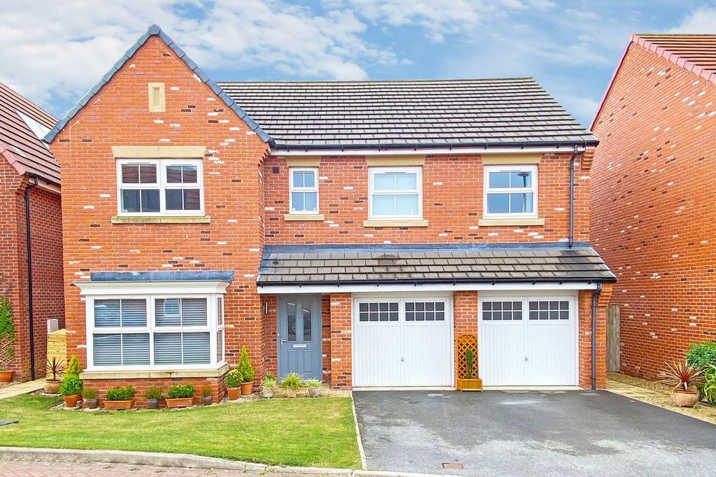 Property photo 1 of 16