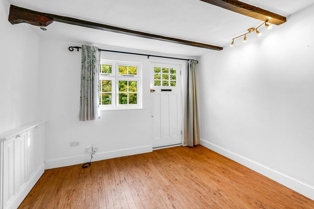 Property photo 3 of 13 Internal-Smalll-4.Jpg