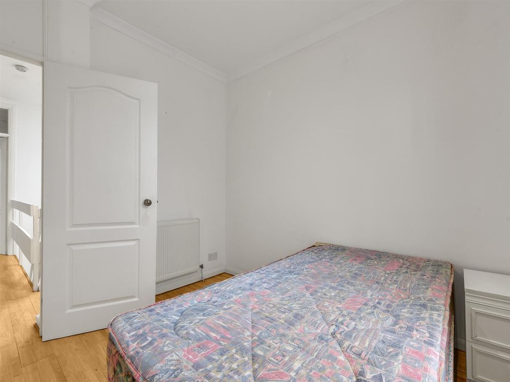 Property photo 3 of 50