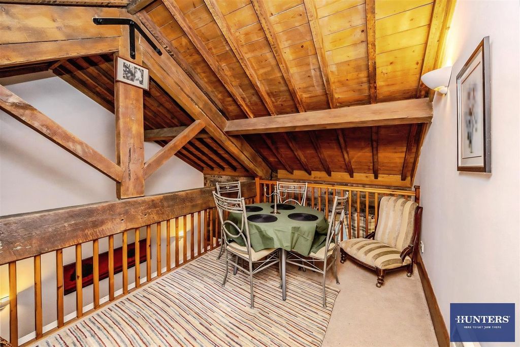 Property photo 3 of 42 1ee3107A-14.Jpg