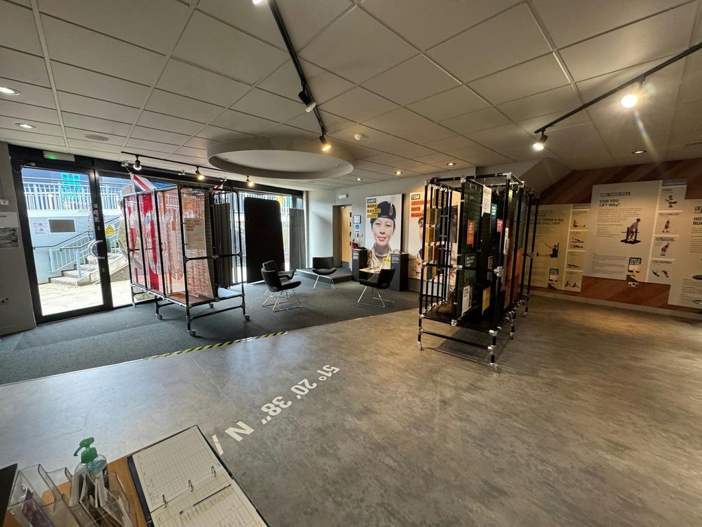 Property photo 2 of 2 60 Hertford.Jpg