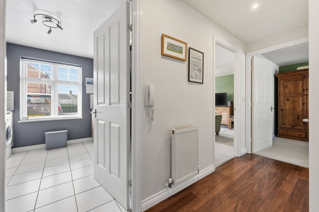 Property photo 3 of 9