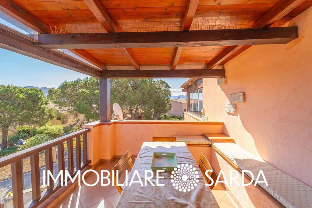 Property photo 2 of 32