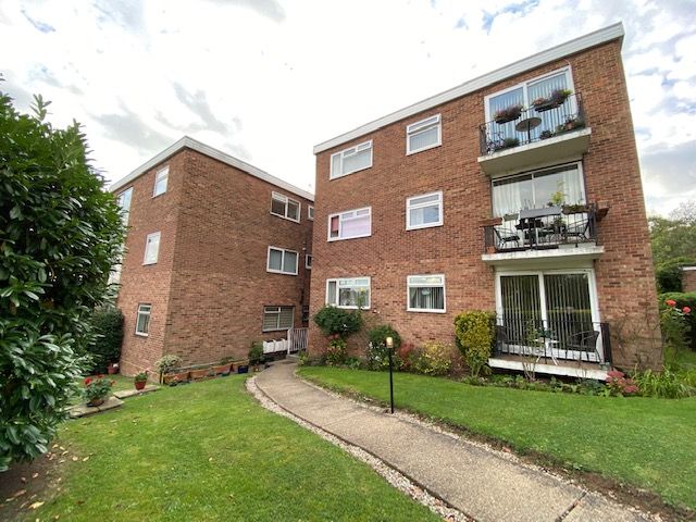 Property photo 1 of 12