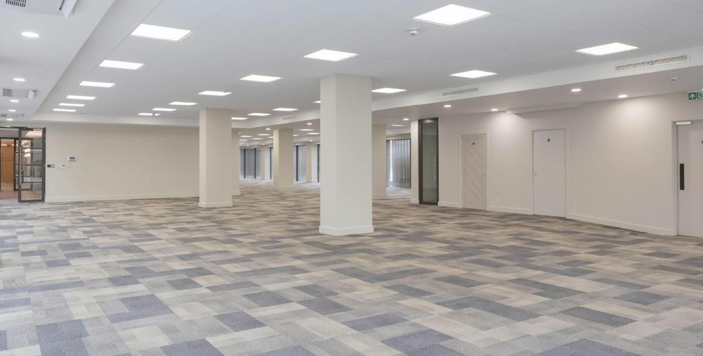 Property photo 3 of 5 Floor.Png