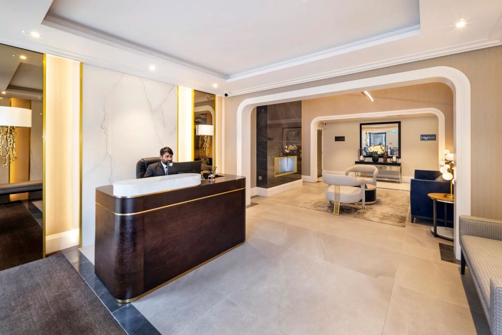 Property photo 2 of 11