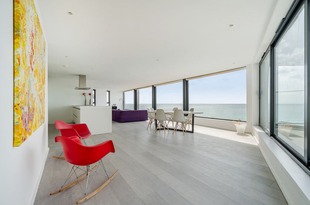 Property photo 2 of 18 1455871-7-69Fa14d...