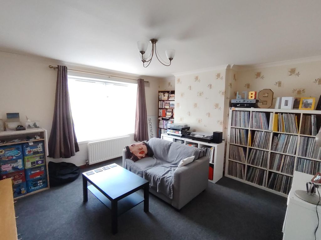 Property photo 2 of 8 Img_20260505_105541
