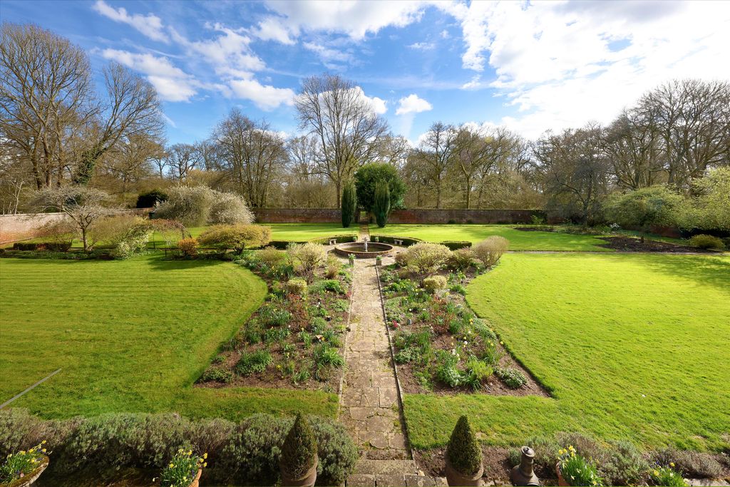 Property photo 3 of 15 Image