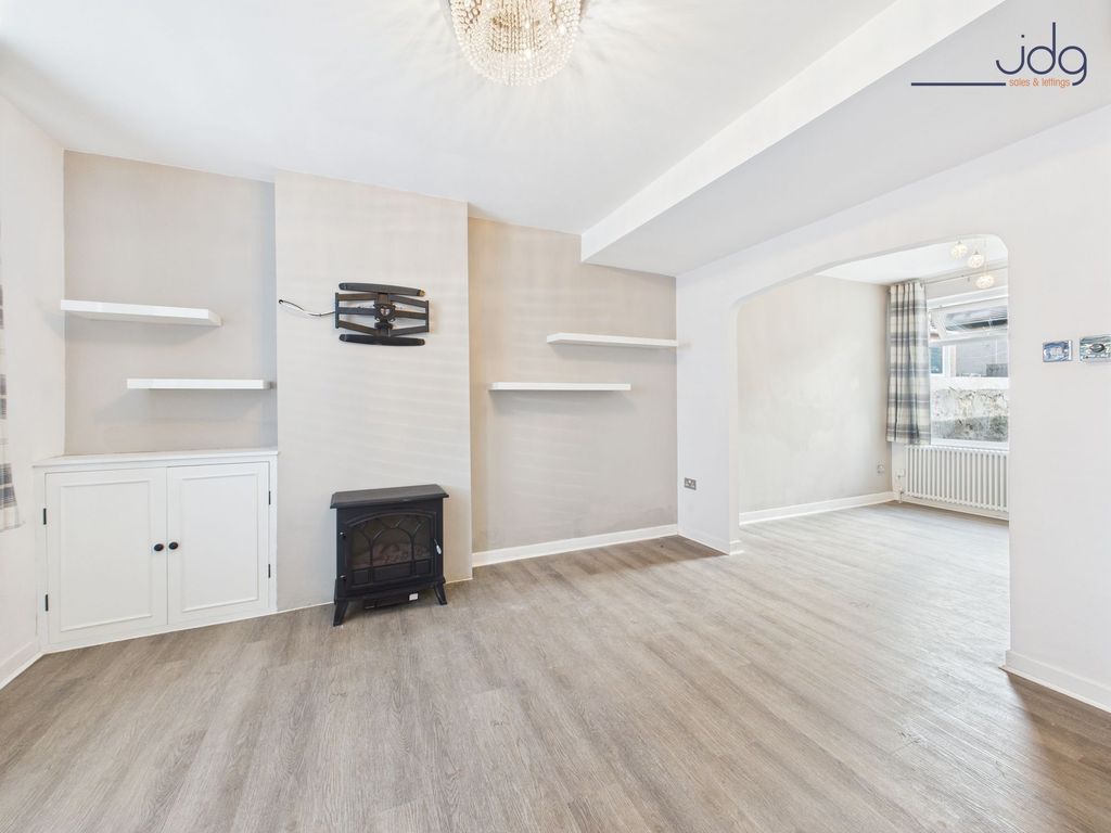Property photo 2 of 9 Bright And Airy Lounge - Open Plan