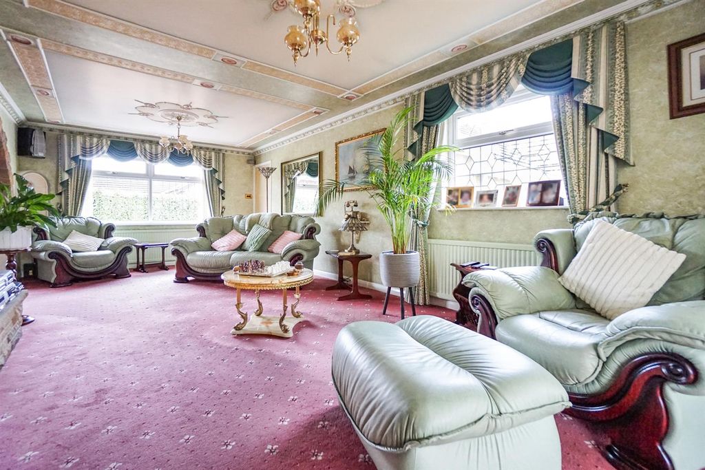 Property photo 2 of 66 Living Room