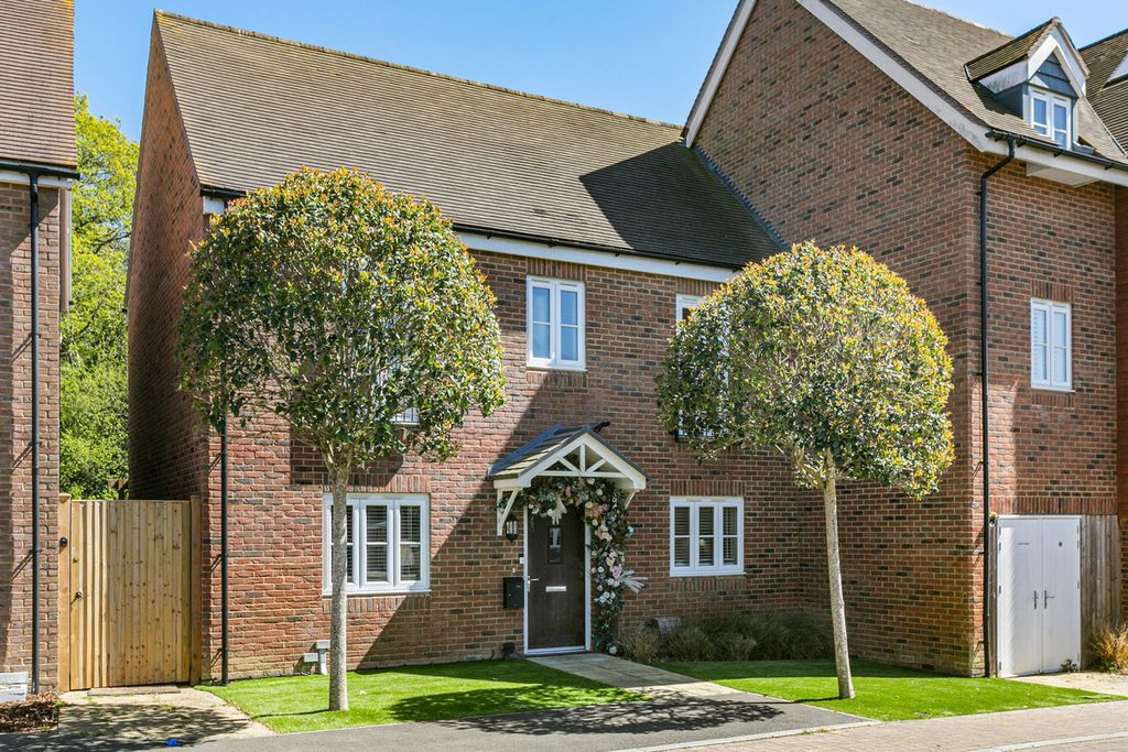 Property photo 1 of 29