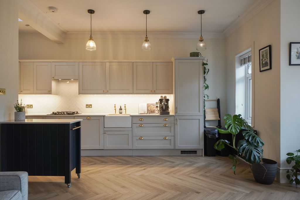 Property photo 1 of 18 5279381