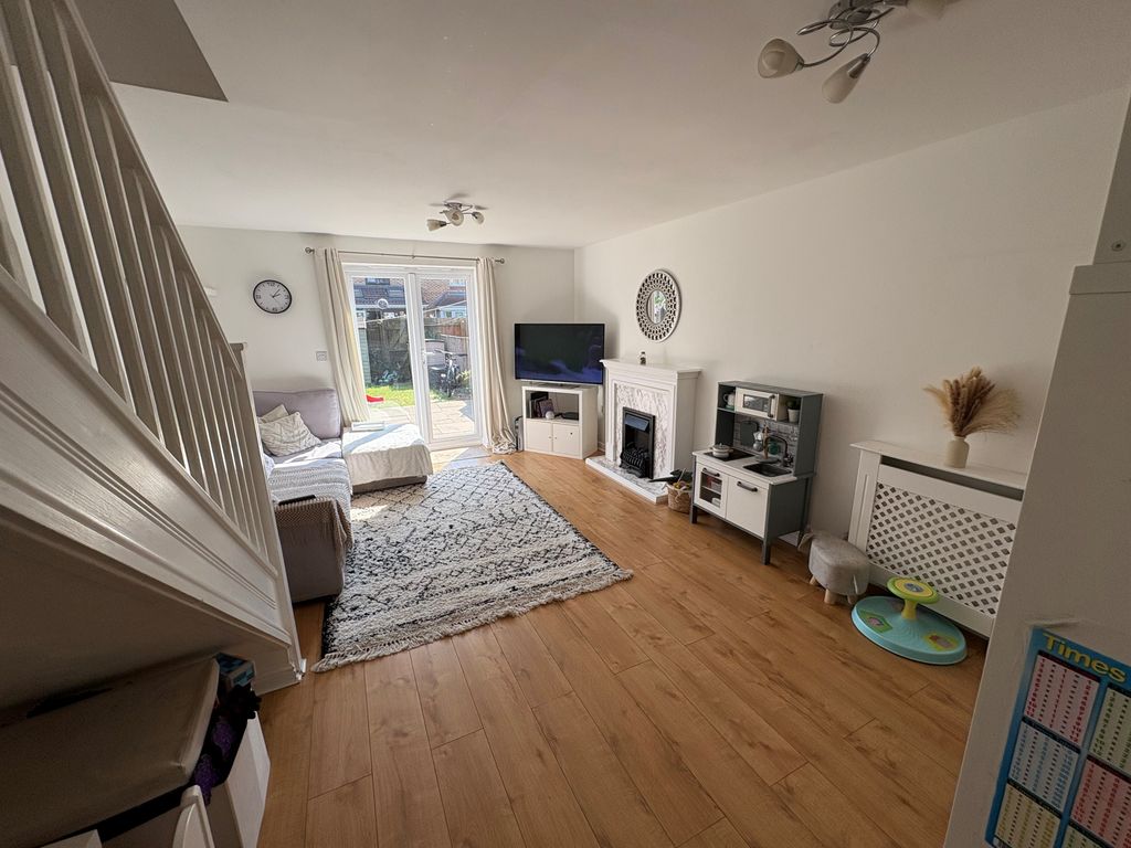 Property photo 1 of 10 2