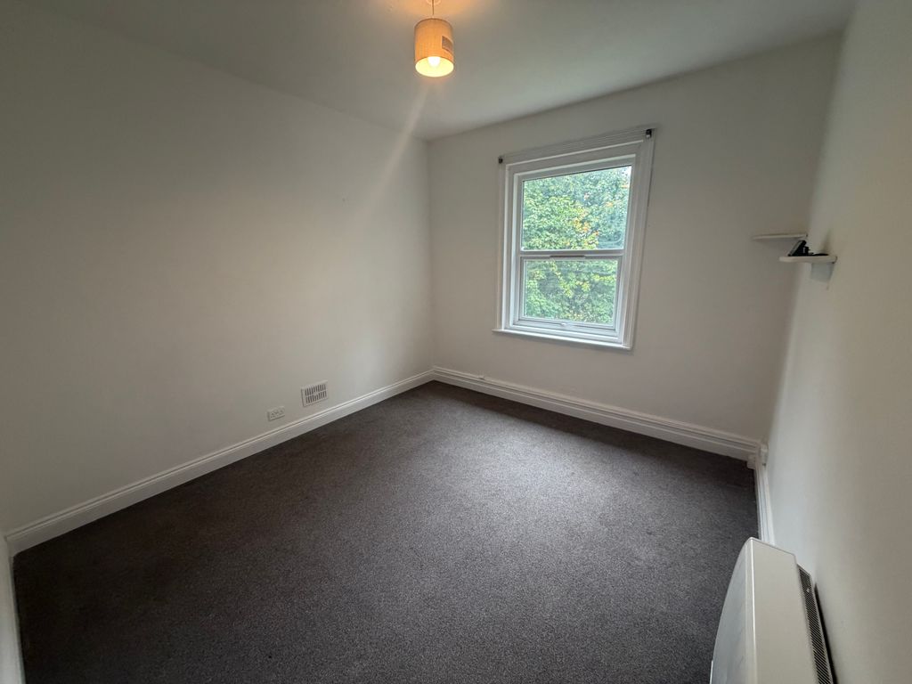 Property photo 1 of 3
