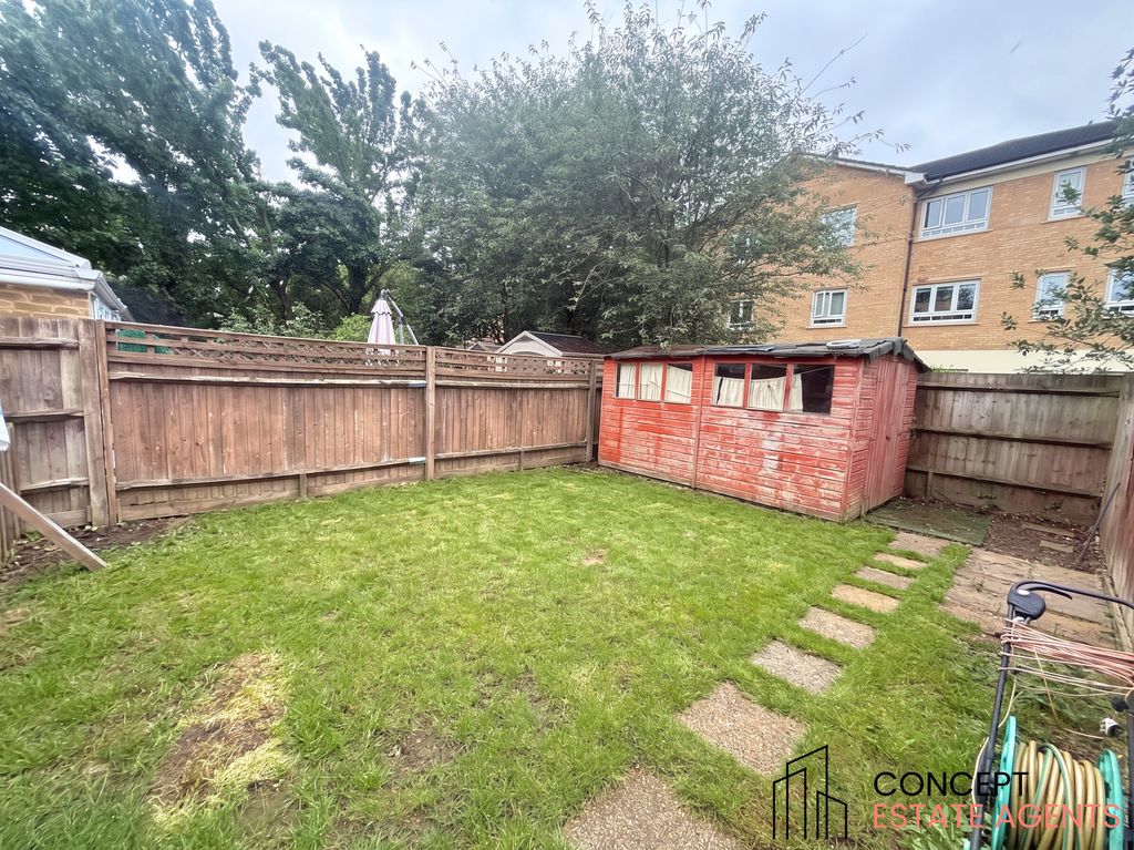 Property photo 2 of 10